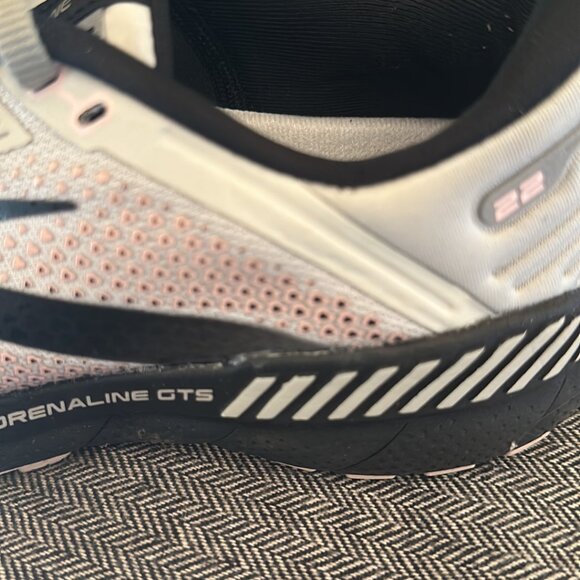 Brooks Women's Sneakers in Gray and Black - Picture 7 of 10